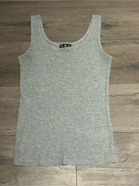 100% Cotton  NWD Women's Gray Ribbed Tank Top